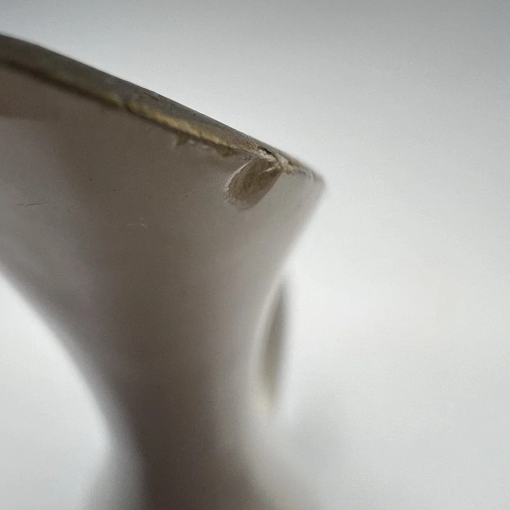Vintage Mid-Century Atlantic Mold Long Neck Decorative Pitcher Vase‎